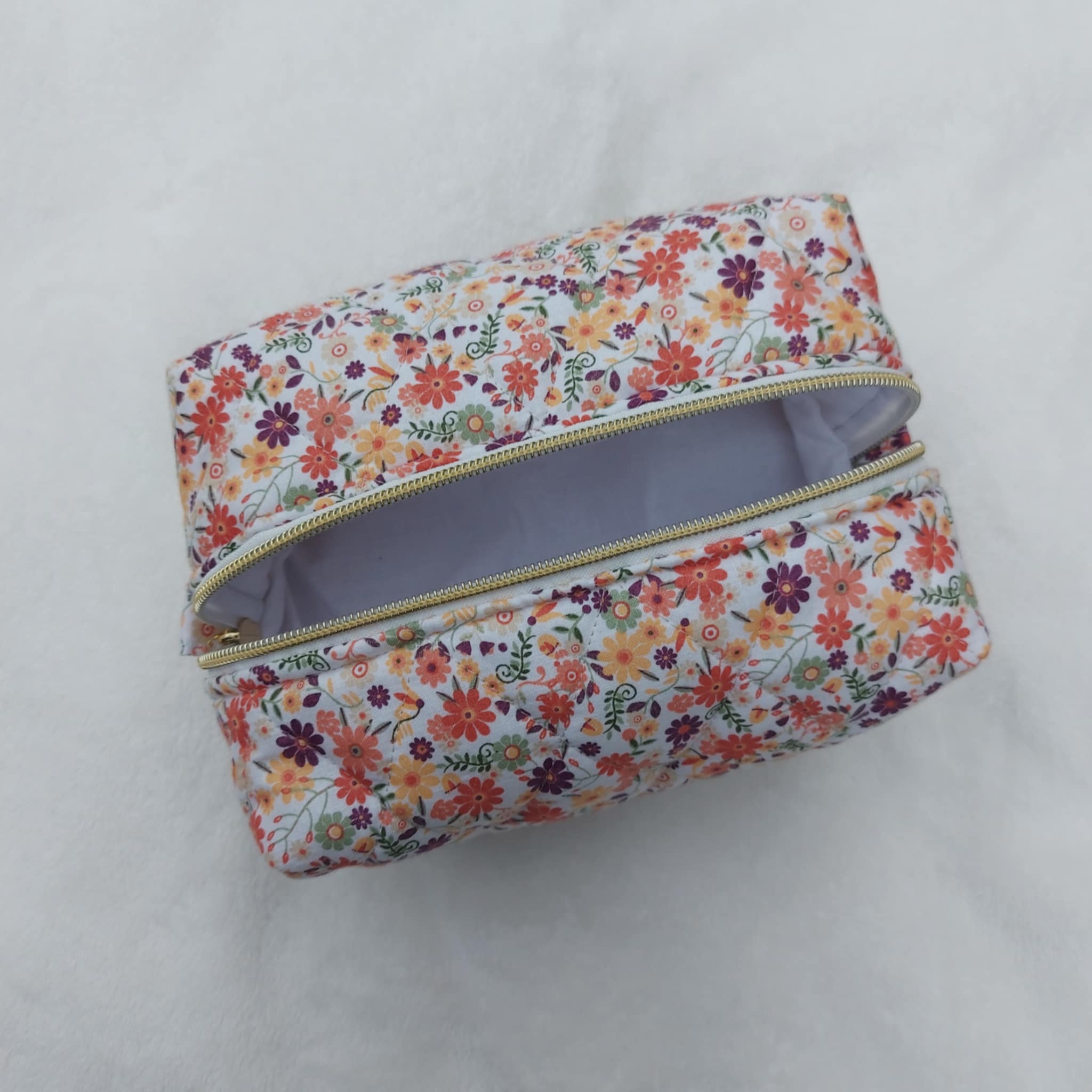 Necessärer UTFÖRSÄLJNING