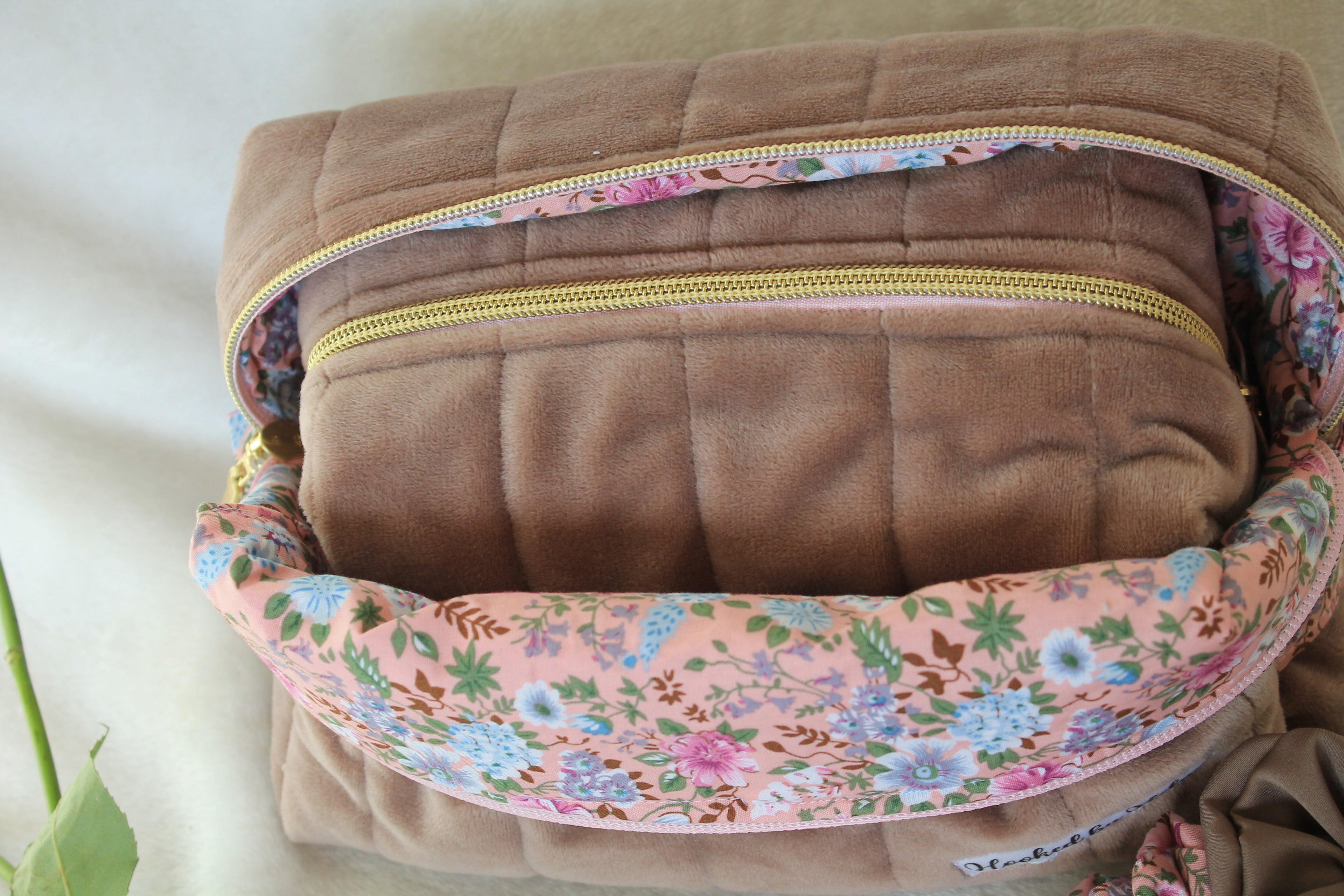 Necessär - Nougat sammet