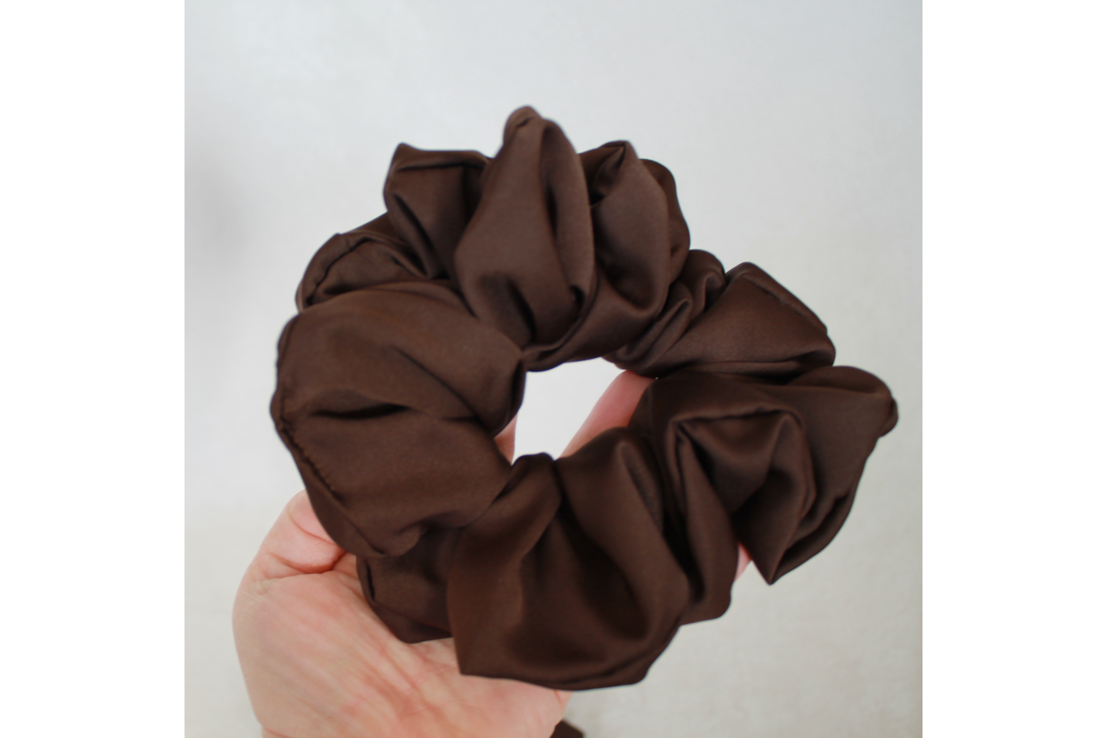 Choklad - mörkbrun satin